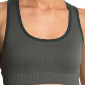 ZELLA Women's Green Urban Rival Seamless Sports Bra with razorback-NWT